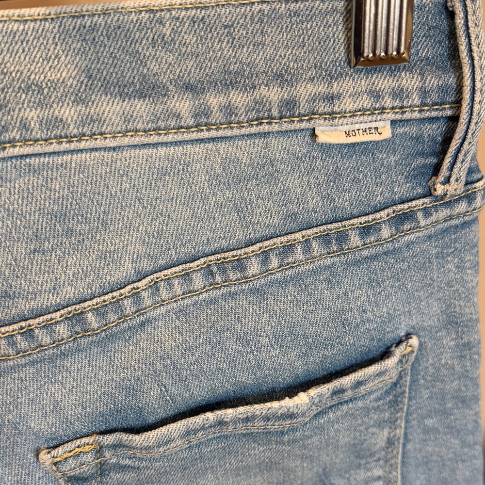 MOTHER Light Blue Cropped Straight Ankle Jeans - Picture 6 of 9